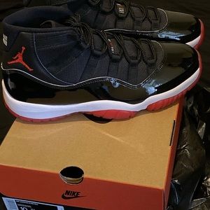 Nike Air Jordan Retro 11’s Black & Red